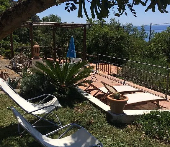 Bed and Breakfast Calandrella 4*